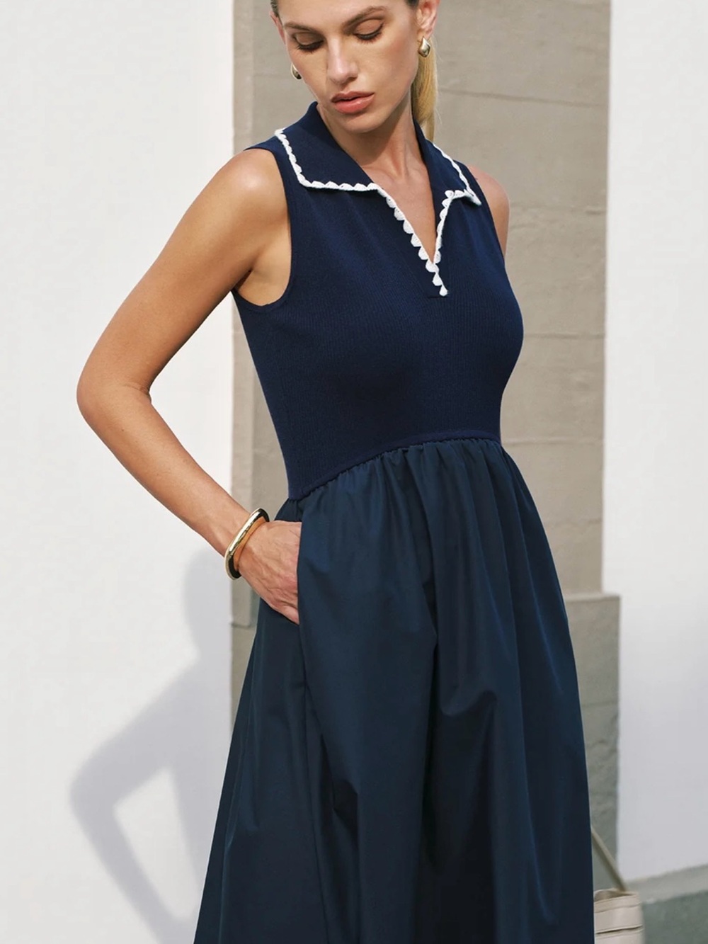 Commense Sleeveless Collared Maxi Dress with Contrast Trim - Picture 6 of 9